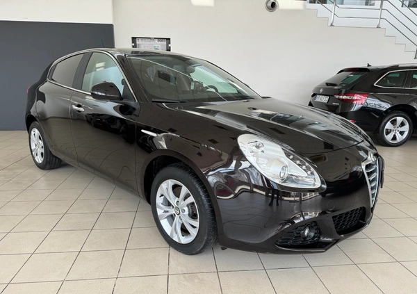 Alfa Romeo Giulietta cena 39000 przebieg: 97600, rok produkcji 2012 z Mrągowo małe 631